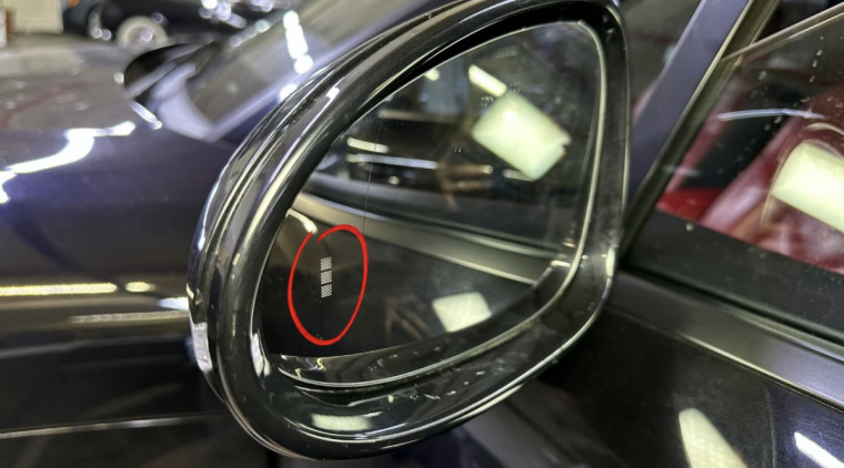 Дооснащение Porsche Cayenne системой контроля слепых зон