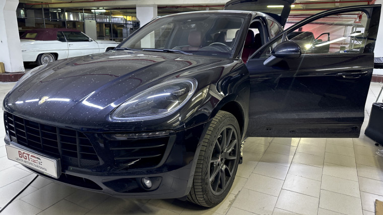 Дооснащение Porsche Cayenne системой контроля слепых зон
